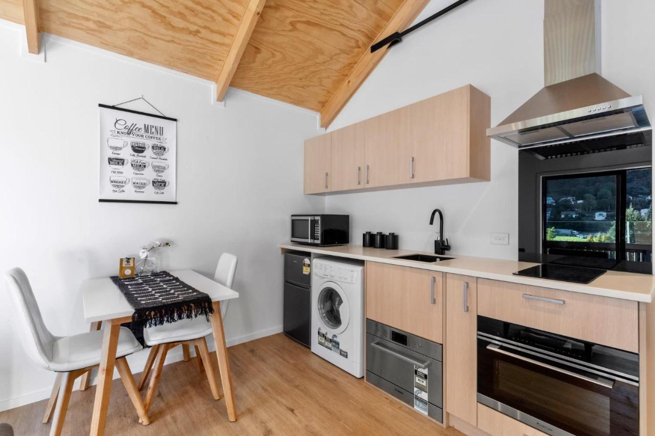 Alex Apt With Onsite Gym And Walk To Town Квинстаун Номер фото